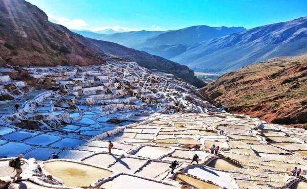 皮内尔湖事件：390亩地被55米漩涡卷入地下