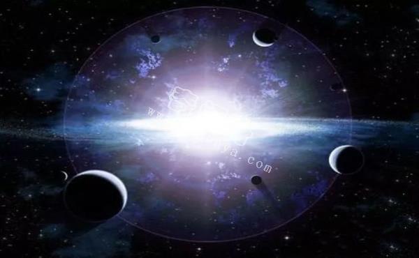宇宙的结局会怎样？科学家：从黑洞的内部可看透宇宙的未来