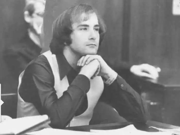 7个比电影还离奇的历史奇人: 用秘密语言沟通的“沉默双胞胎”在这一天开口了