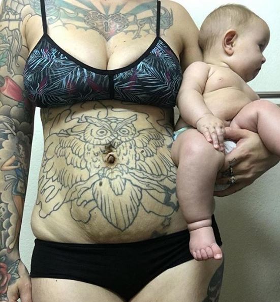 15个生产后身体惊人变化的妊娠纹照片，母亲真的很伟大！