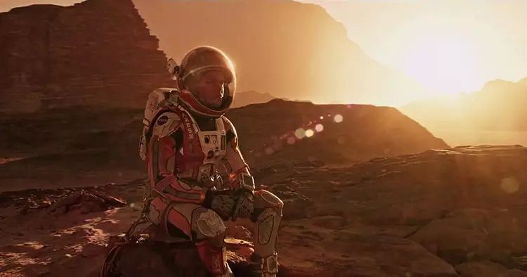 NASA拍到迄今最清楚的外星人照片，使全网络进入疯狂状态！