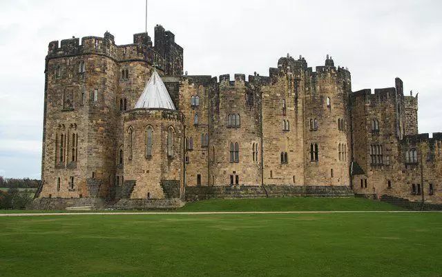 安尼克城堡:哈利波特电影中的霍格华兹魔法学校