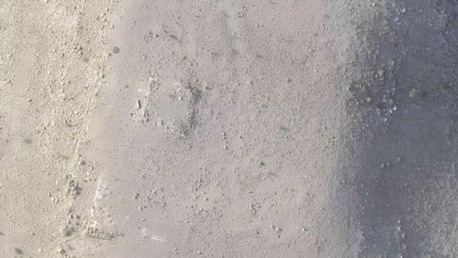 在约旦的佩特拉发现隐藏的远古巨大遗迹！ 使用卫星、无人机和Google地球