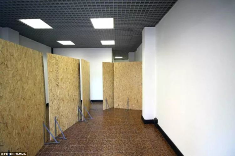 20岁的英国女模特在意大利被暗.网绑架和拍卖