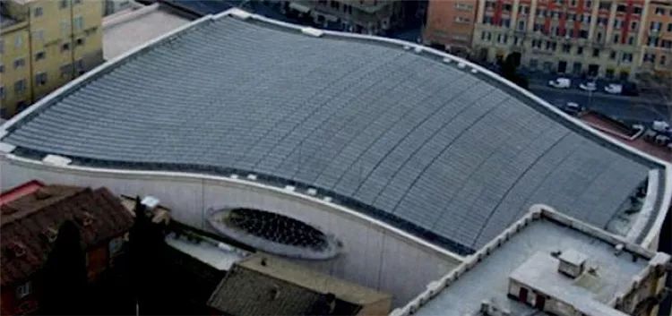 梵蒂冈黑暗的秘密：这个建筑实际上是一个巨大的爬虫！
