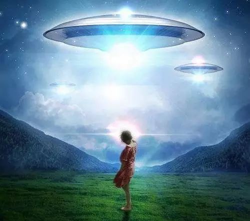 外星人偷我的卵子来创造混种儿！被外星人绑架的女人揭UFO奇遇