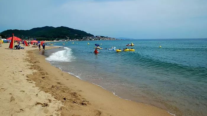 韩国三大恐怖凶宅之一：滨海餐厅“每晚超自然震动”，夫妇吓到移民
