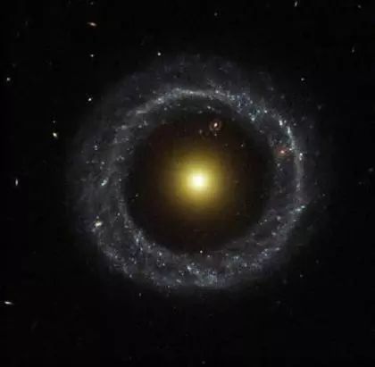 宇宙十大迷人漂亮星系