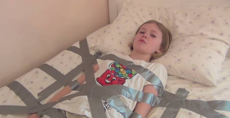 病态的世界!网络名人揭发恋童癖者的YouTube频道有120亿个点击率!