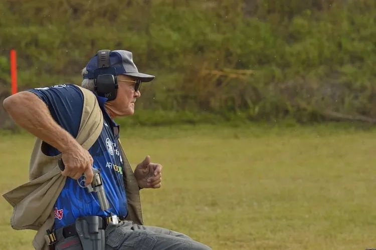 15位真的拥有超能力的奇人!眼睛比望远镜厉害可看到1.6公里外的细节!