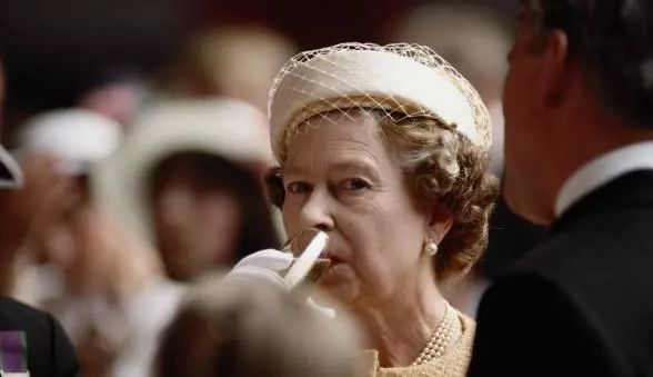 英国女王都吃什么？8个女王饮食习惯让她91岁还是永保健康美丽！