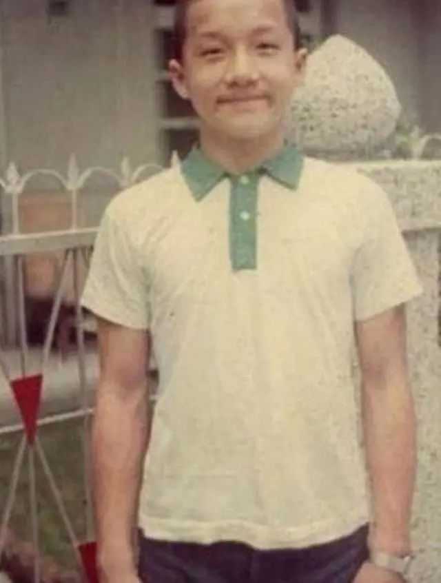 他是顾祝同贴身保镖,也是戴笠手下干将,后生一儿子成国际巨星