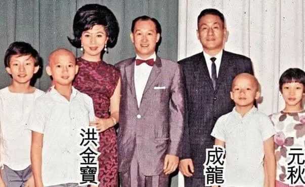 他是顾祝同贴身保镖,也是戴笠手下干将,后生一儿子成国际巨星