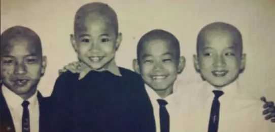 他是顾祝同贴身保镖,也是戴笠手下干将,后生一儿子成国际巨星