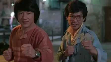 他是顾祝同贴身保镖,也是戴笠手下干将,后生一儿子成国际巨星