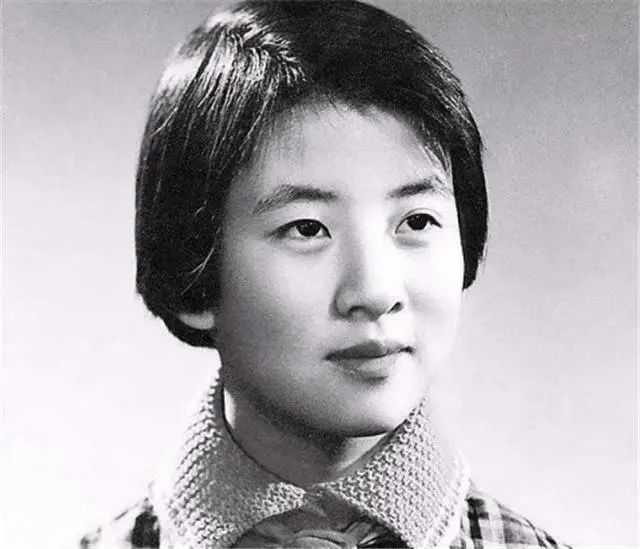 还记得47年前的“反潮流小英雄”黄帅吗，后来她怎么样了？