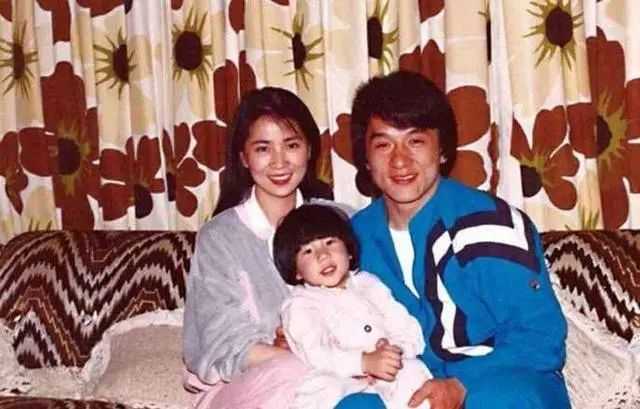 他是顾祝同贴身保镖,也是戴笠手下干将,后生一儿子成国际巨星