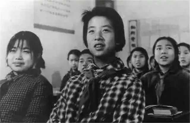 还记得47年前的“反潮流小英雄”黄帅吗，后来她怎么样了？