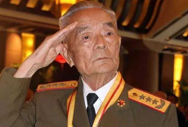 高敬亭被错杀，他的警卫员后来成上将，已过100岁至今健在