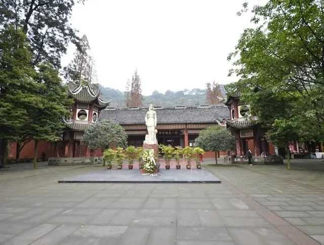 赵一曼慷慨就义，行刑前递上一张字条，日军看完之后立即下令开枪