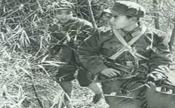 1979年中越战争，19岁小战士孤身干掉56人，越军至死没发现他在哪