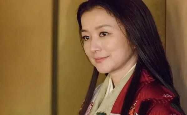 ​日本风俗“夜爬”，生下来的孩子被全村人抚养，流行千年才被废止