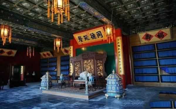 北京第一豪宅：修建在龙脉上，它的主人赫赫有名，附近老人多长寿