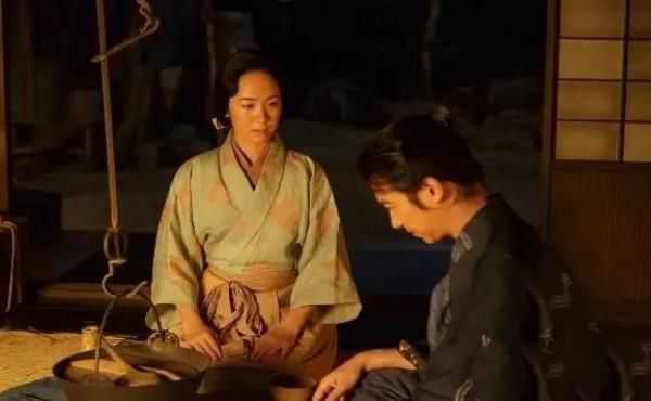 ​日本风俗“夜爬”，生下来的孩子被全村人抚养，流行千年才被废止
