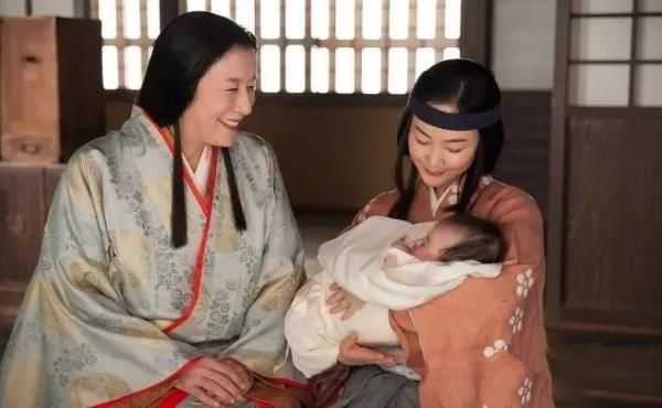 ​日本风俗“夜爬”，生下来的孩子被全村人抚养，流行千年才被废止
