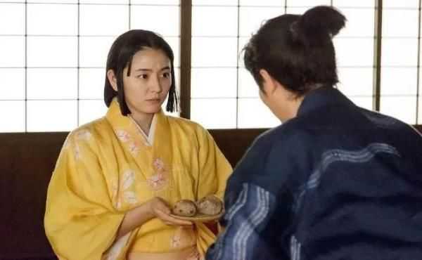 ​日本风俗“夜爬”，生下来的孩子被全村人抚养，流行千年才被废止