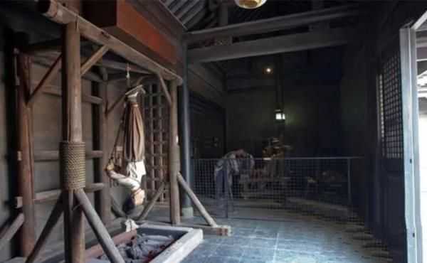 古代酷刑之点天灯，杨秀清曾用此刑处决朱九妹，极其残忍！