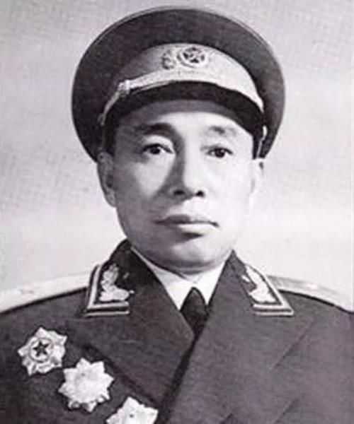 华野共13个纵队，唯独他屈居少将军衔，但因作战勇猛被誉为小老虎