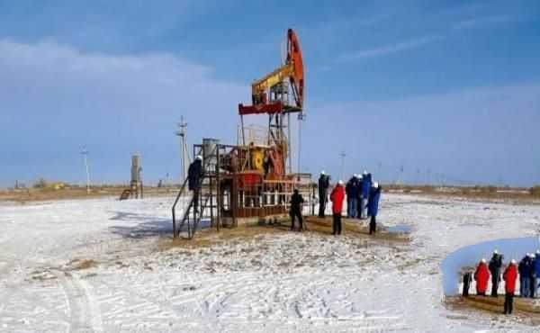 哈萨克斯坦发现一块巨大的油气田，对于我国来说意义重大
