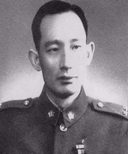 1959年宣布特赦时，这个国军中将竟脱掉衣服，一路狂奔