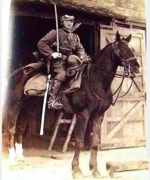 大屠杀中的勇士：用一匹马杀俩日本兵，身中三刀后逃出重围
