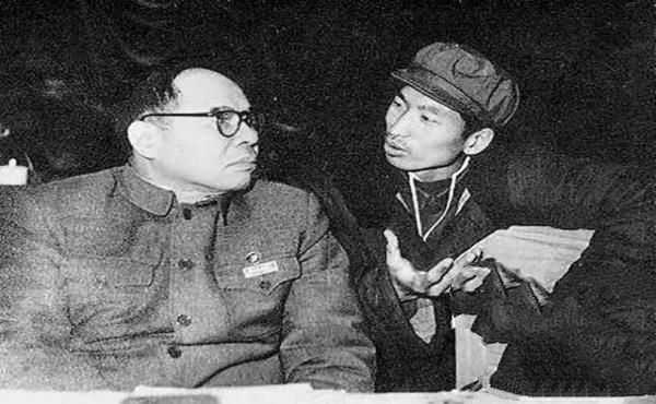 陈伯达出狱后怎么样？一生有三位妻子，去世后却无一人给他送行