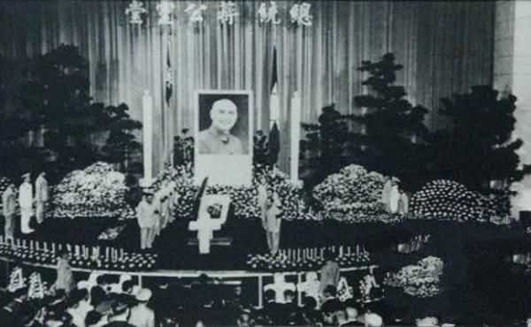 蒋介石逝世45年，为何遗体至今仍未下葬？遗体所在地已成旅游景点