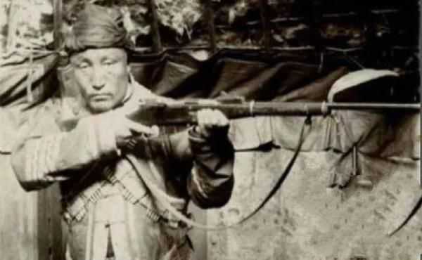 近代最强土匪黑喇嘛：中蒙俄三国联手才将其覆灭，头颅被永久保存