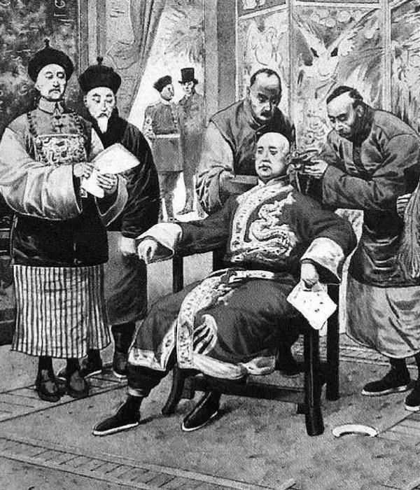历史上真实的老照片: 美艳的贵妇五官端正, 袁世凯剪辫子的场景