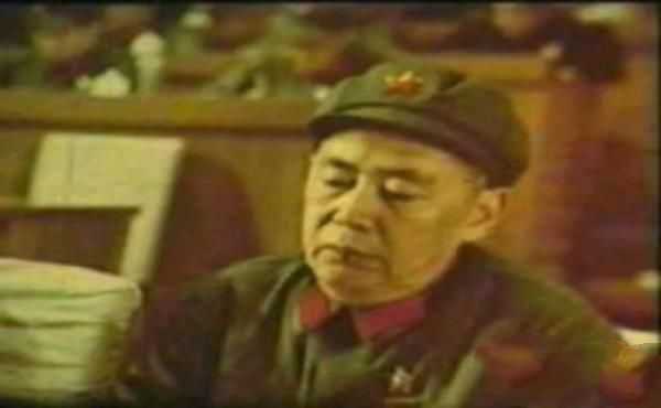 开国上将去世后名节不保，妻子是部长，女婿是上将，儿子成富豪