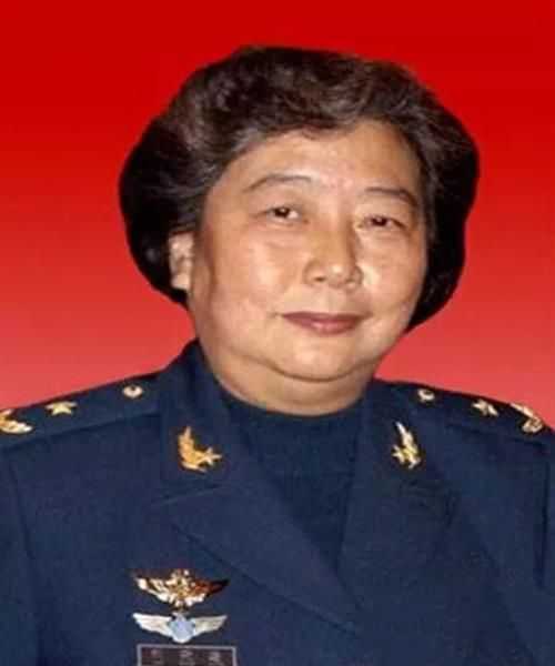 解放军空军史上出过4位女将军，其中1位是刘伯承元帅的女儿刘弥群