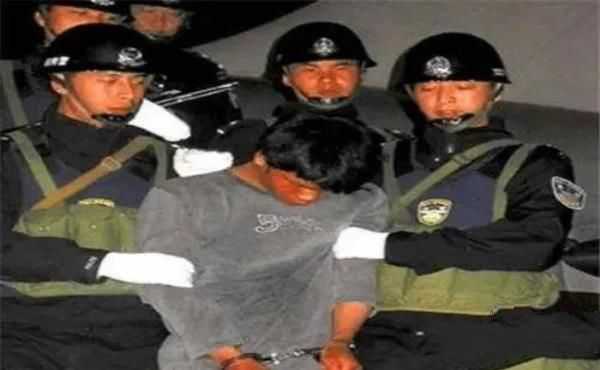 17年前，马加爵被嘲笑后血洗宿舍，为何唯独放过了室友林峰？