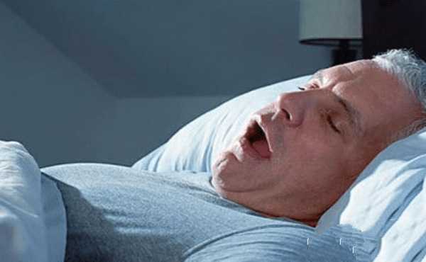 肝癌多是“拖”出来的？提醒：睡觉时若有4种表现，可能肝病已经不轻了