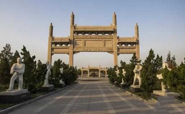 霍元甲墓地：占地500亩，投资2亿元扩建，如今规模宏大堪比皇帝陵