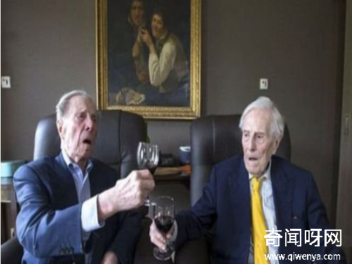 盘点世界最长寿双胞胎，最老双胞胎年龄高达106岁（经历两次世界大战）