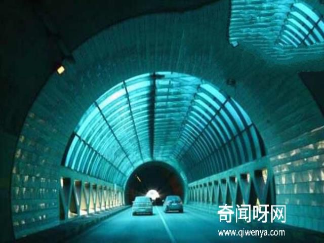 秦岭隧道施工灵异事件，不明原因的敲头事件